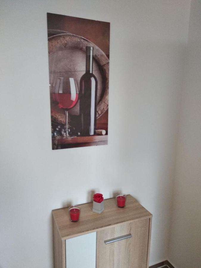 Appartement Le Miracle Rezidence Speicher Mikulov Luaran gambar